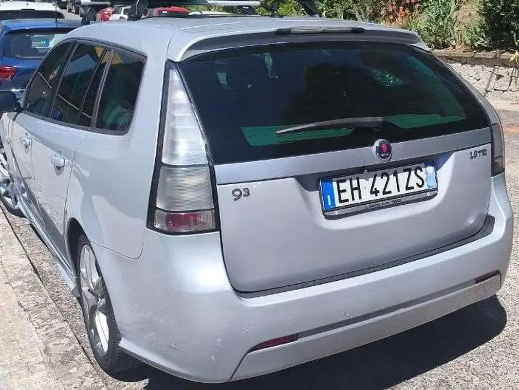 Usata Saab 9-3 Vector 179 CV (131 kW) 2011 Grigio Station wagon