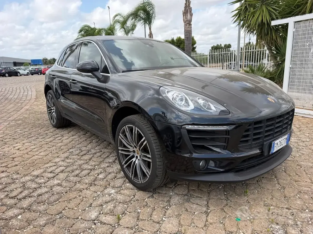 Usata Porsche Macan 250 CV (183 kW) 2018 Nero SUV