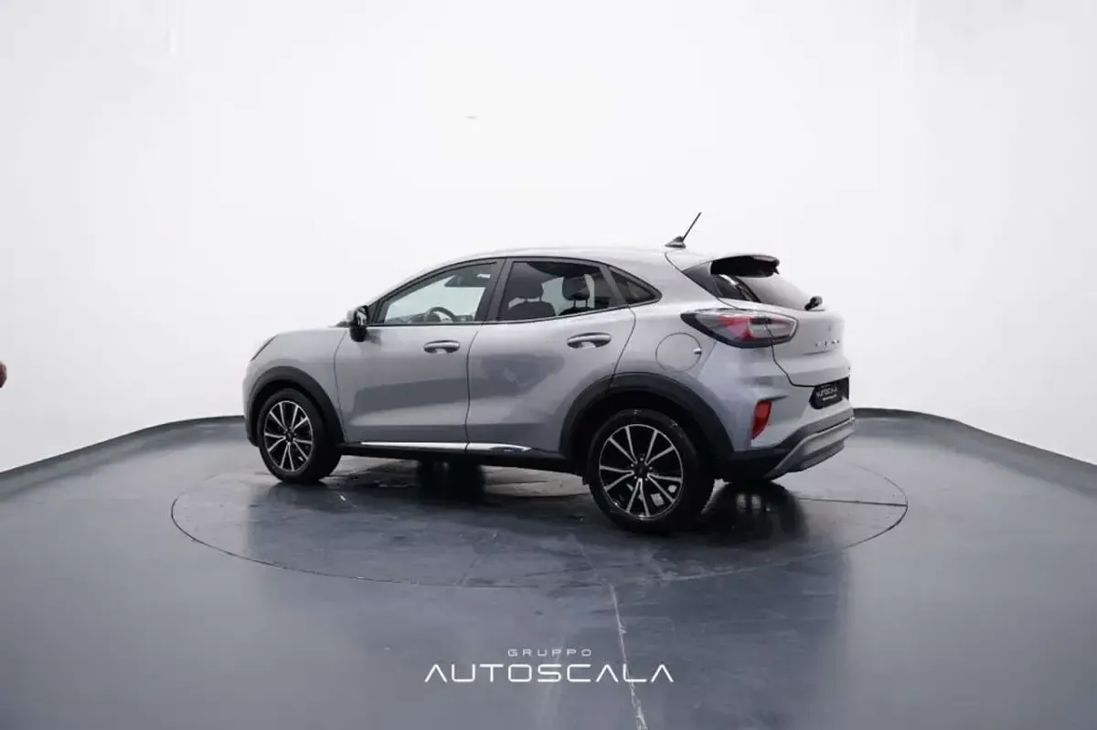 Second-hand Ford Puma Titanium 125 CP (91 kW) 2023 Argintiu SUV