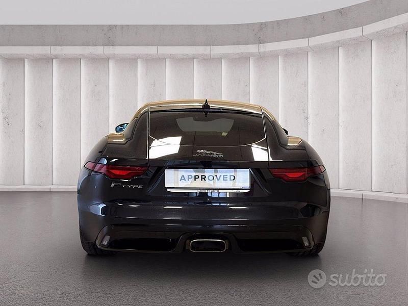 Usata Jaguar F-Type R-Dynamic 301 CV (221 kW) 2020 Santorini black Coupé