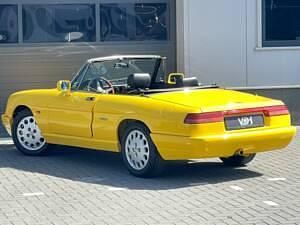 Usata Alfa Romeo Spider 120 CV (88 kW) 1993 Giallo Cabrio