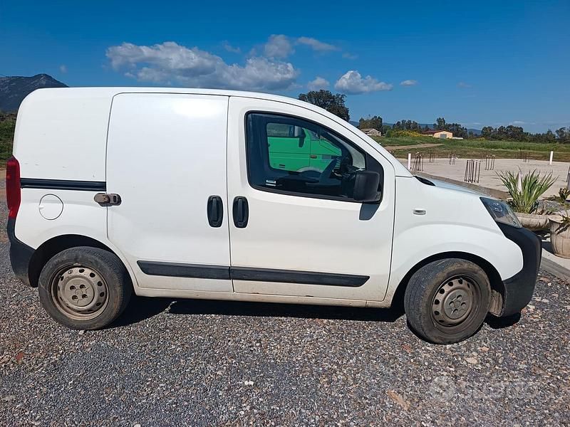 Usata Citroën Nemo 75 CV (55 kW) 2014 Bianco Monovolume
