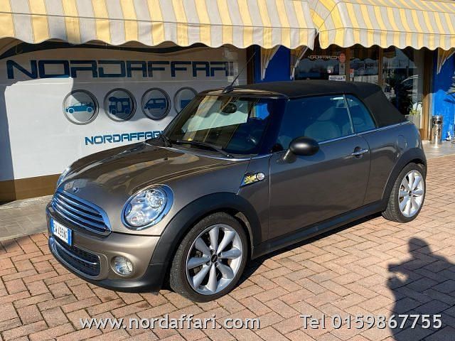 Usata Mini Cooper 122 CV (89 kW) 2014 Antracite Utilitaria