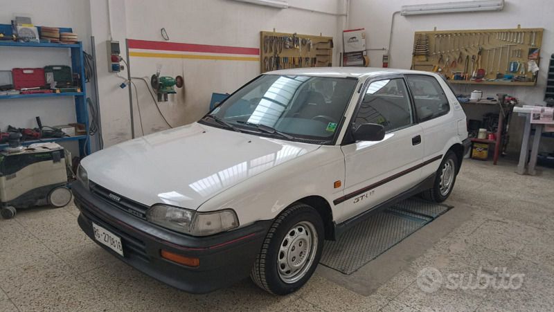 Usata 1989 Toyota Corolla | 5800 € - Immagine 1/4