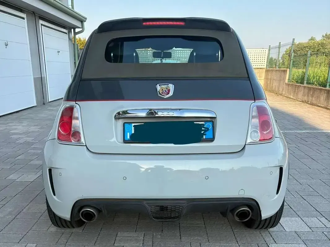 Usata Abarth 500C 140 CV (102 kW) 2011 Argento Cabrio