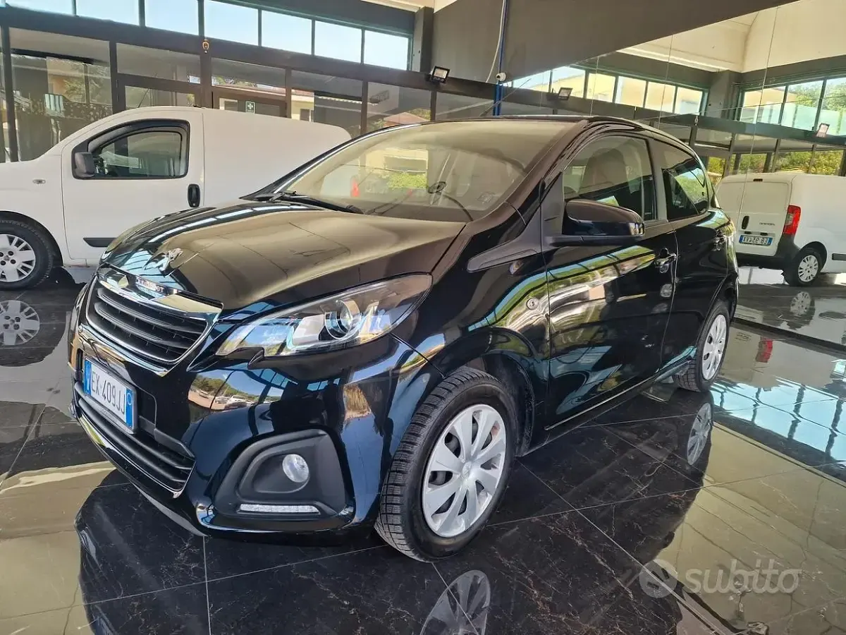 Usata Peugeot 108 Access 69 CV (50 kW) 2014 Nero Berlina