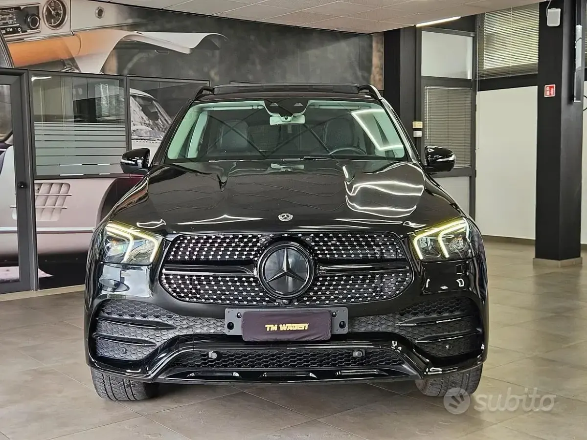 Begagnad Mercedes GLE300 Premium 246 HK (180 kW) 2019 Svart SUV