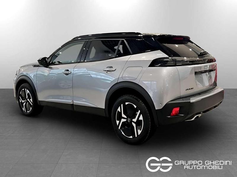 Nuova Peugeot 2008 GT 131 CV (96 kW) 2025 Grigio artense SUV