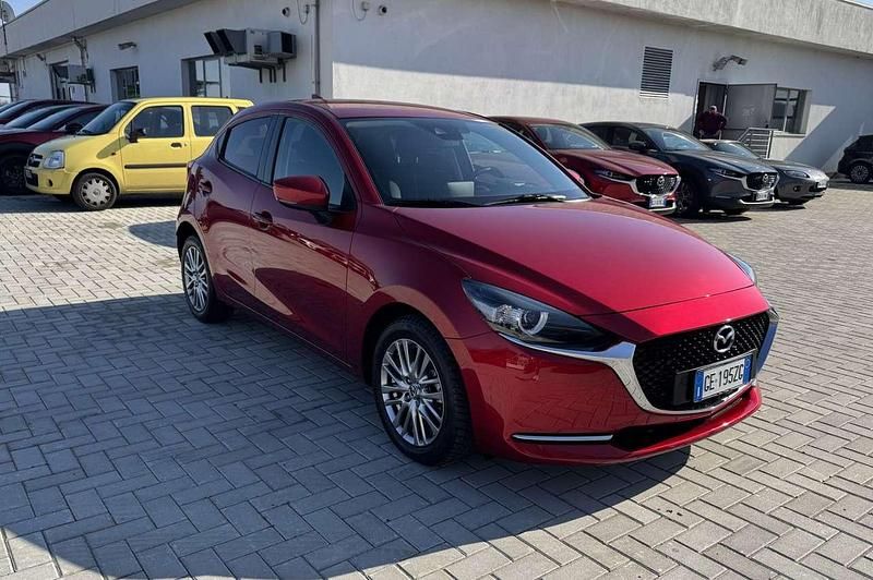 Usata Mazda 2 Exceed 90 CV (66 kW) 2021 Rosso Utilitaria