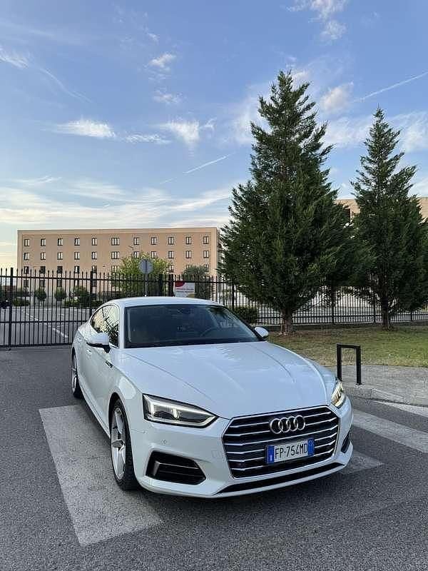 Usata Audi A5 Sportback Ambiente 190 CV (139 kW) 2018 Utilitaria