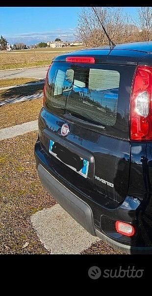 Usata Fiat Panda S 70 CV (51 kW) 2024 Nero Utilitaria