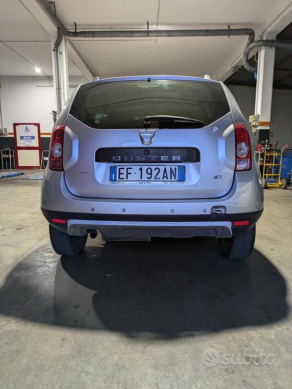 Usata Dacia Duster 110 CV (80 kW) 2010 Grigio SUV