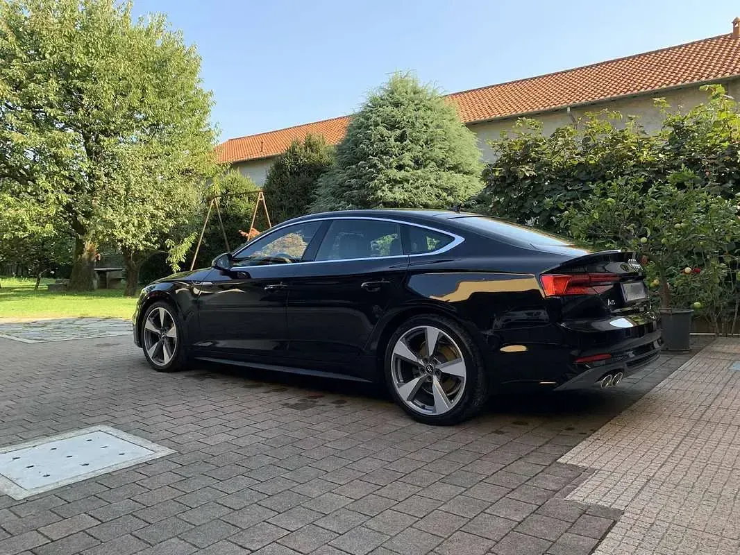 Usata Audi A5 Sportback Business 190 CV (139 kW) 2017 Nero Utilitaria