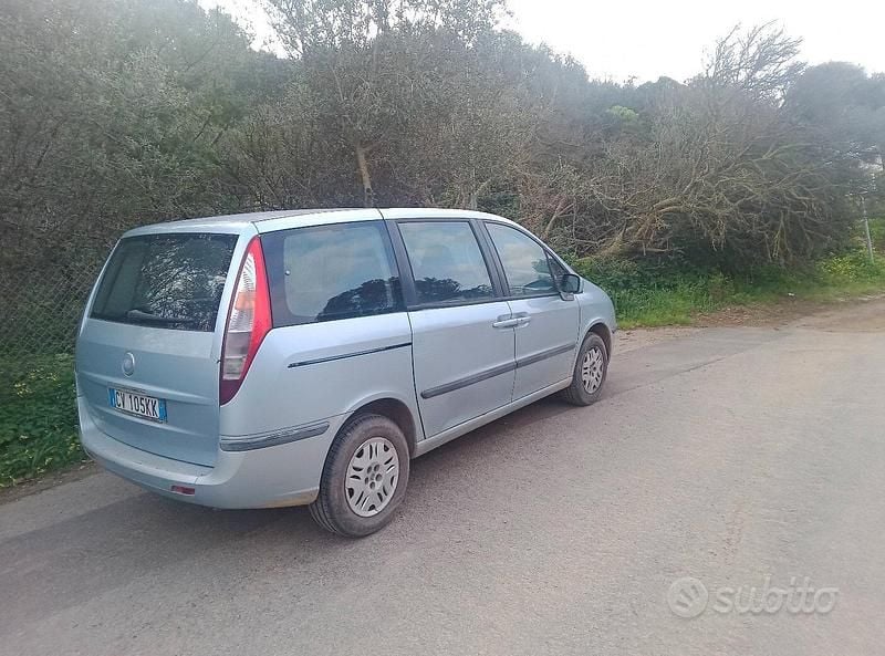 Occasion Fiat Ulysse 109 ch (80 kW) 2005 Bleue Monospace