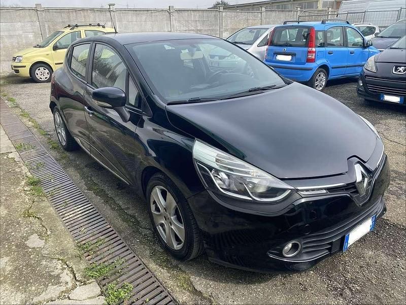Usata Renault Clio IV Expression 75 CV (55 kW) 2013 Nero Berlina