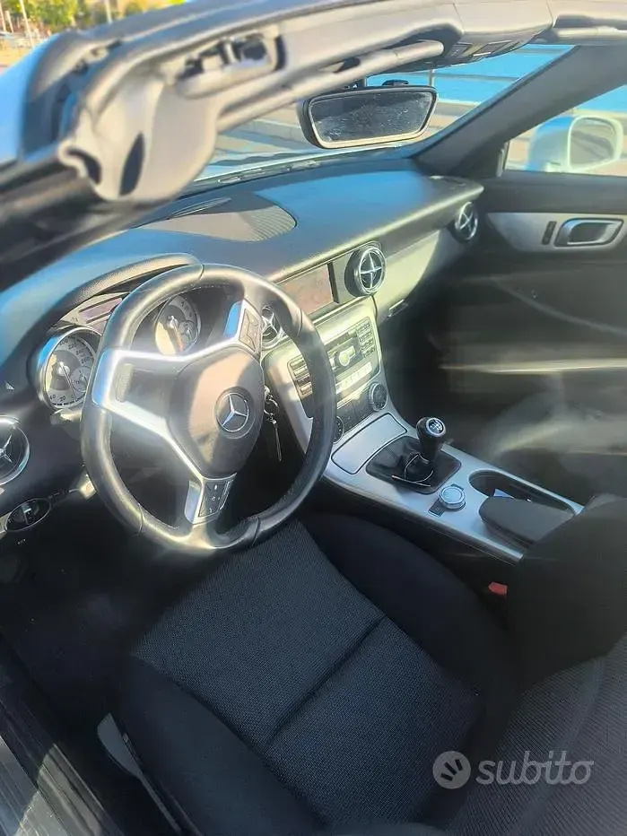 Usata Mercedes SLK200 184 CV (135 kW) 2012 Grigio Cabrio
