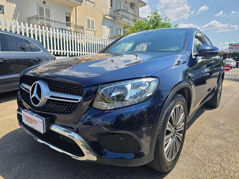 Usata Mercedes GLC220 170 CV (125 kW) 2019 Blu SUV