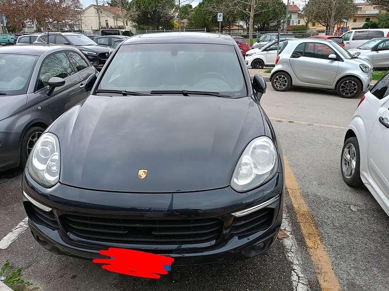 Usata Porsche Cayenne Turbo 250 CV (183 kW) 2015 SUV