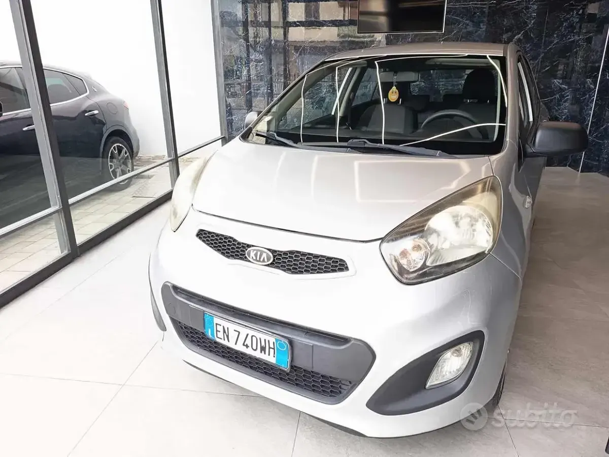 Usata Kia Picanto City 69 CV (50 kW) 2012 Grigio scuro Utilitaria