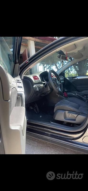 Usata VW Golf VI 110 CV (80 kW) 2009 Nero Utilitaria