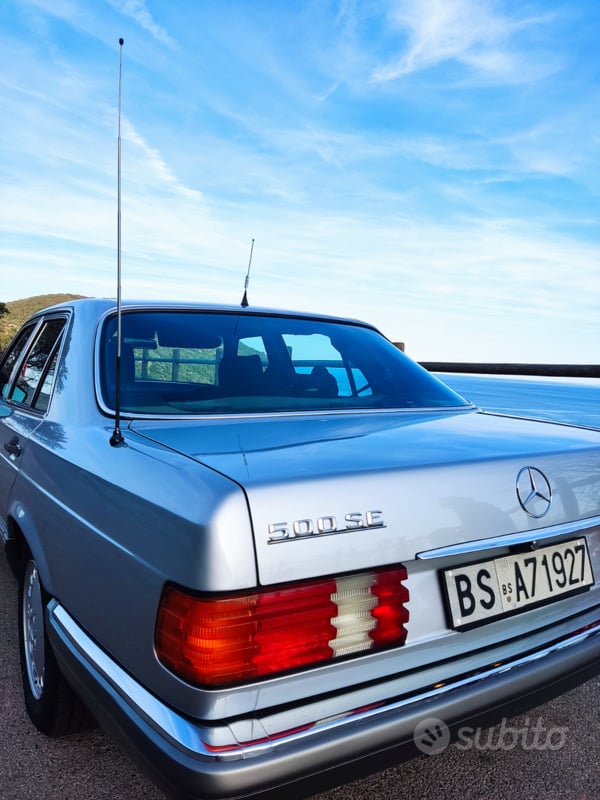 Usato 1986 Mercedes 500 5.0 Benzin 245 CV (14.500 €)