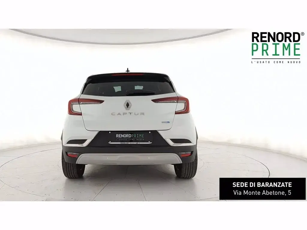 Usata Renault Captur Intens 143 CV (105 kW) 2022 Bianco SUV