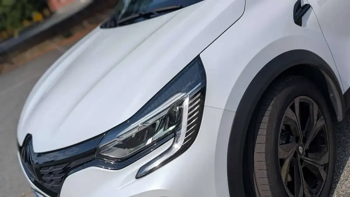 Usata Renault Captur Engineered 94 CV (69 kW) 2023 Bianco SUV