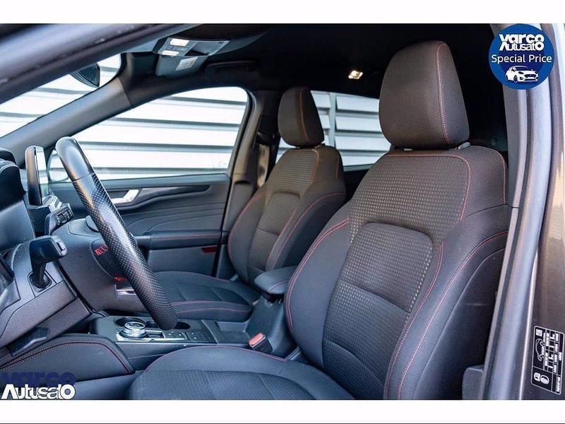 Usata Ford Kuga ST-Line 190 CV (139 kW) 2022 Grigio SUV