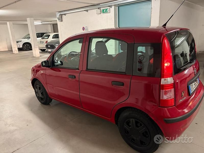Usata Fiat Panda Active 54 CV (39 kW) 2009 Rosso Berlina