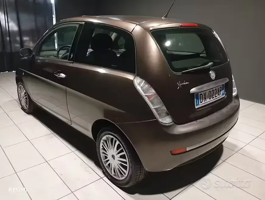 Usata Lancia Ypsilon 60 CV (44 kW) 2009 Marrone Utilitaria