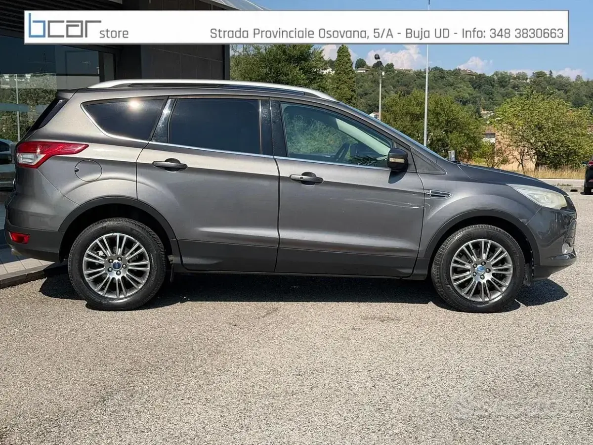Usata Ford Kuga Titanium 140 CV (102 kW) 2013 Grigio SUV