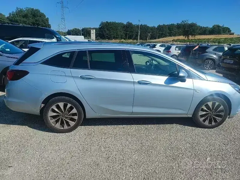 Usata Opel Astra Innovation 110 CV (80 kW) 2018 Other Station wagon