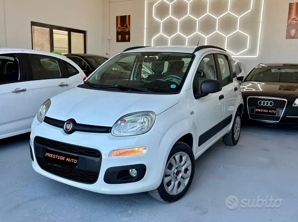 Usata Fiat Panda Easy 80 CV (58 kW) 2015 Bianco Utilitaria