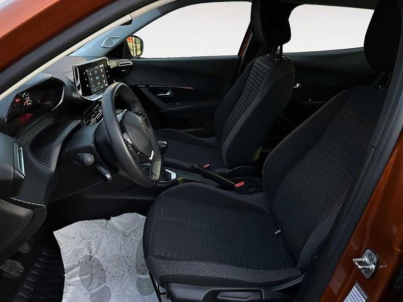 Usata Peugeot 2008 Active 110 CV (80 kW) 2021 Arancione SUV