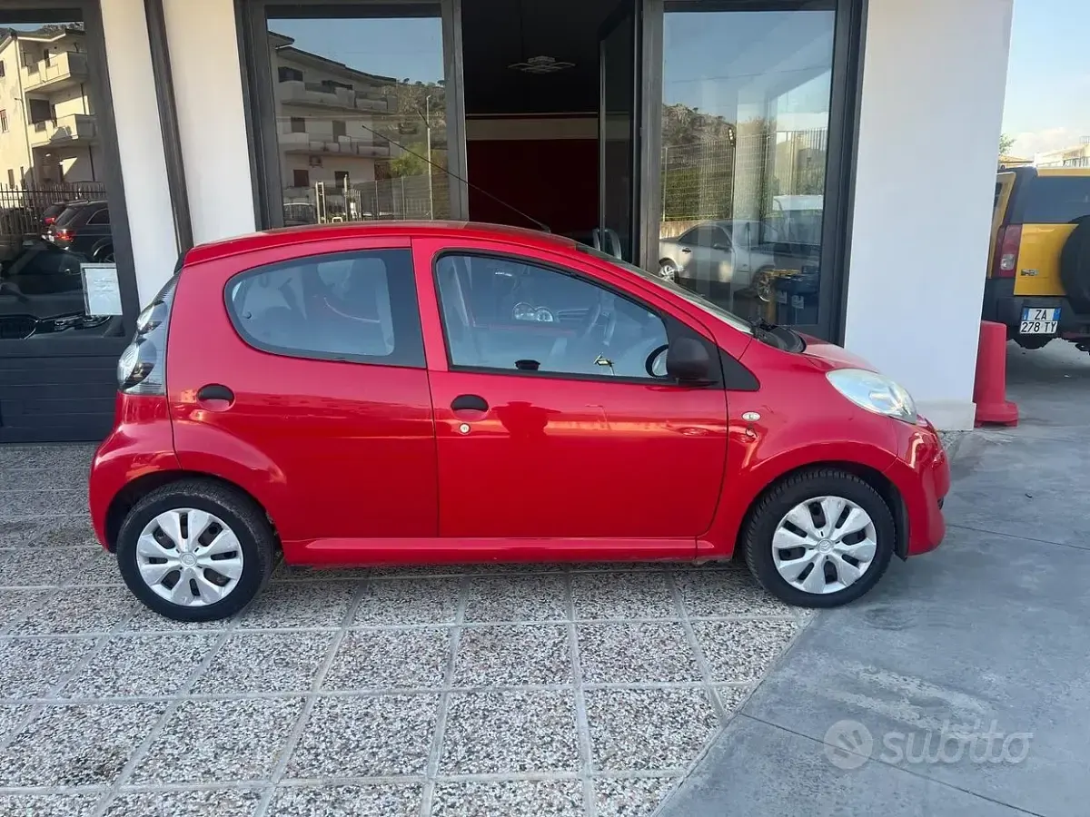 Usata Citroën C1 68 CV (50 kW) 2010 Rosso Utilitaria