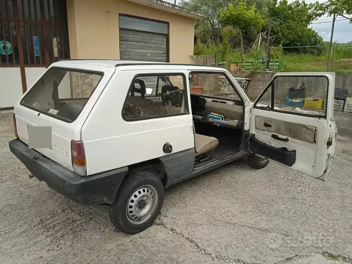 Usata Fiat Panda 30 CV (22 kW) 1984 Utilitaria