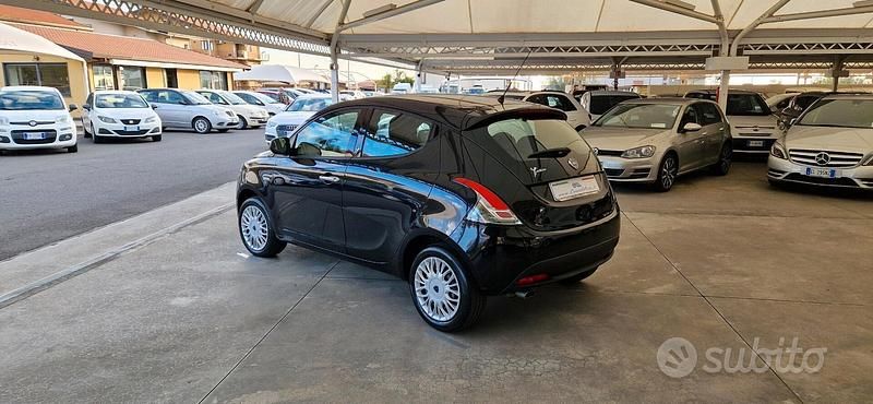 Usata Lancia Ypsilon S 95 CV (69 kW) 2014 Nero Utilitaria
