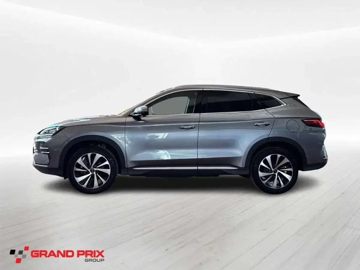Usata BYD Seal U Boost 218 CV (160 kW) 2025 Grigio SUV