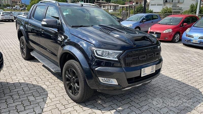 Usata Ford Ranger Wildtrack 200 CV (147 kW) 2017 Grigio Pick-up