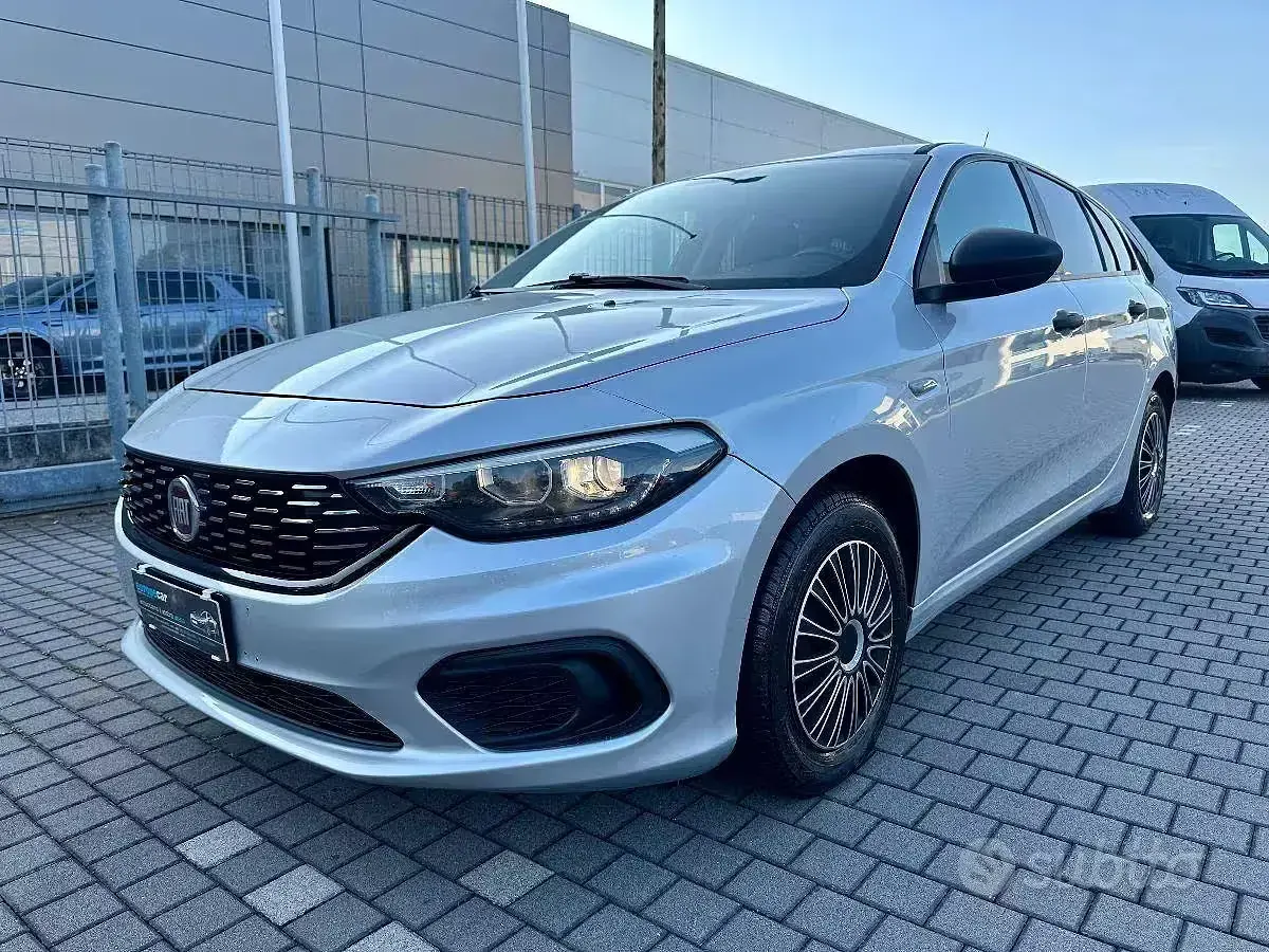 Usata Fiat Tipo 95 CV (69 kW) 2019 Argento Station wagon