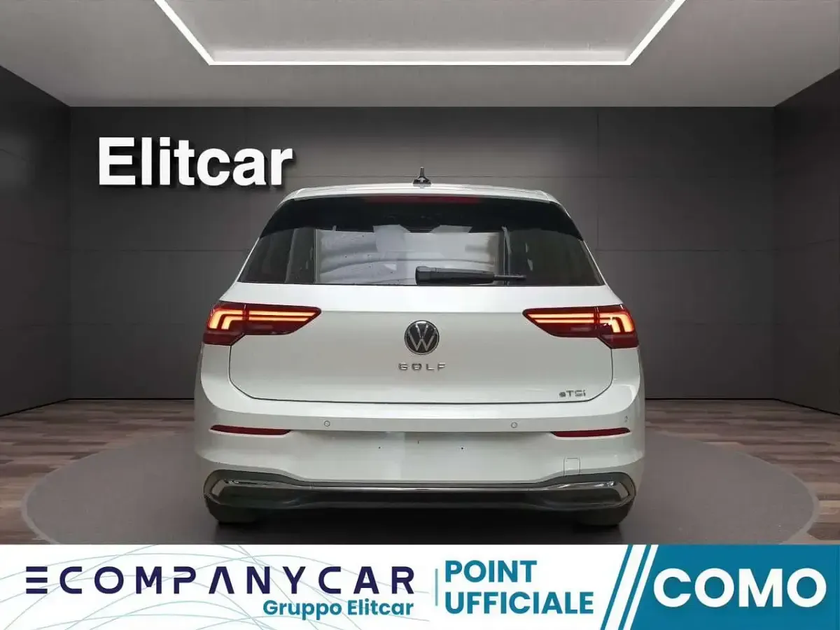 Usata VW Golf VIII Life 150 CV (110 kW) 2025 Argento Berlina