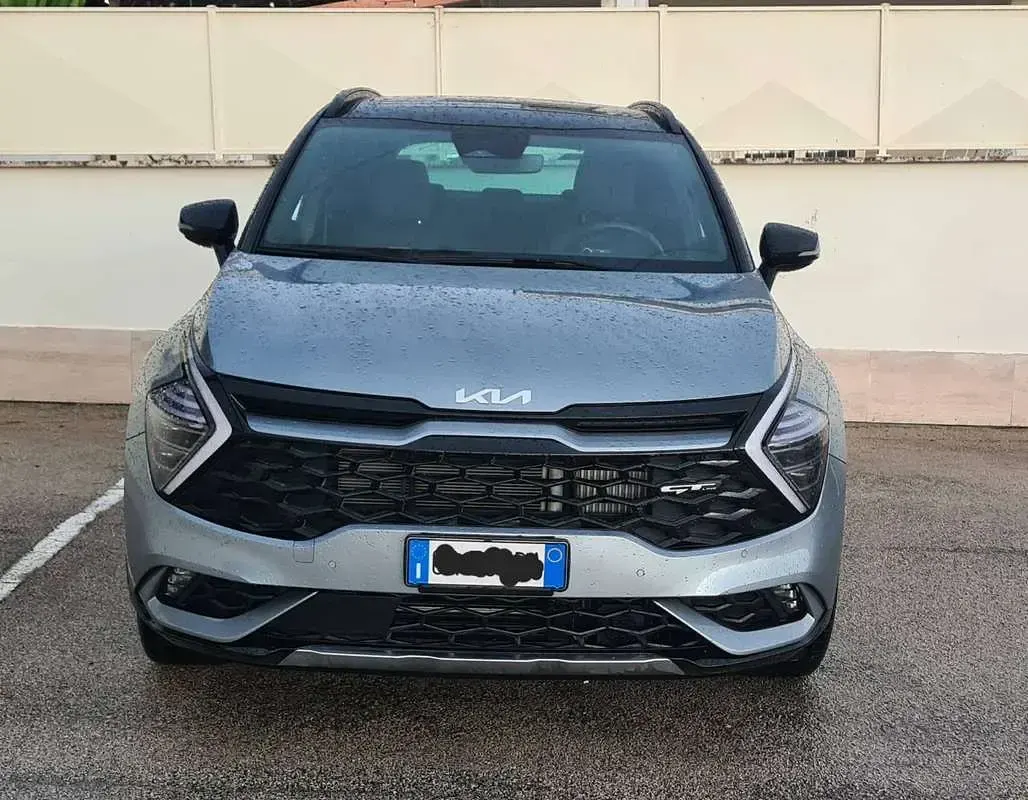 Usata Kia Sportage GT-Line 179 CV (131 kW) 2023 Grigio SUV
