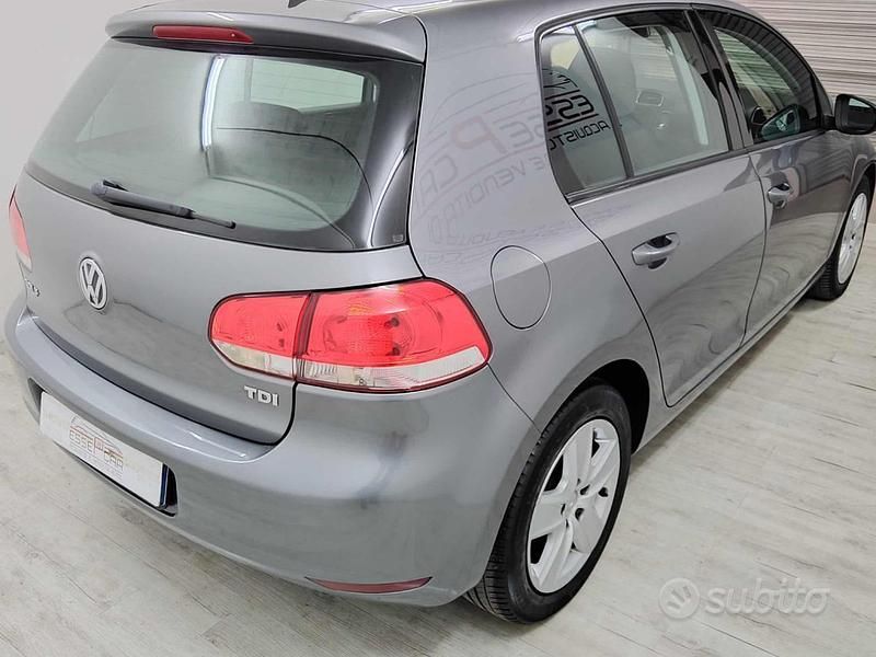 Usata VW Golf VI Comfortline 110 CV (80 kW) 2009 Grigio Utilitaria