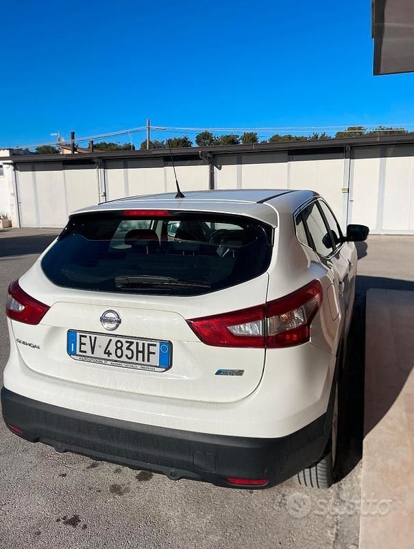 Usata Nissan Qashqai Tekna 115 CV (84 kW) 2015 SUV