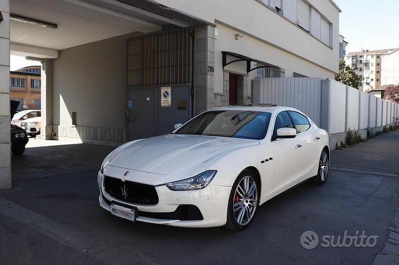 Usata Maserati Ghibli 330 CV (242 kW) 2014 Bianco Berlina