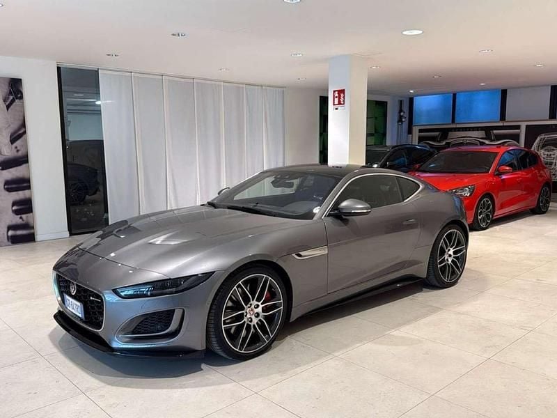 Usata Jaguar F-Type R-Dynamic 450 CV (330 kW) 2020 Grigio Coupé