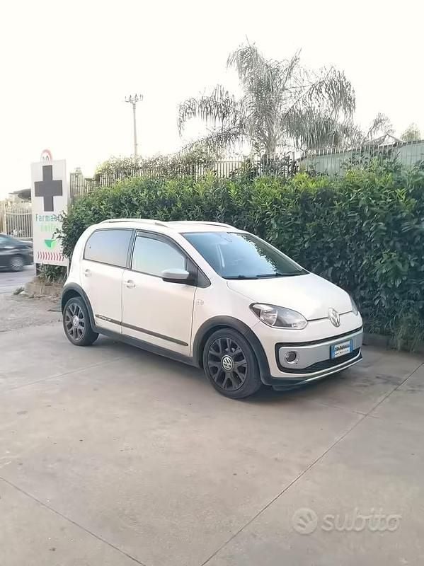 Usata VW up! 2014 Bianco Utilitaria