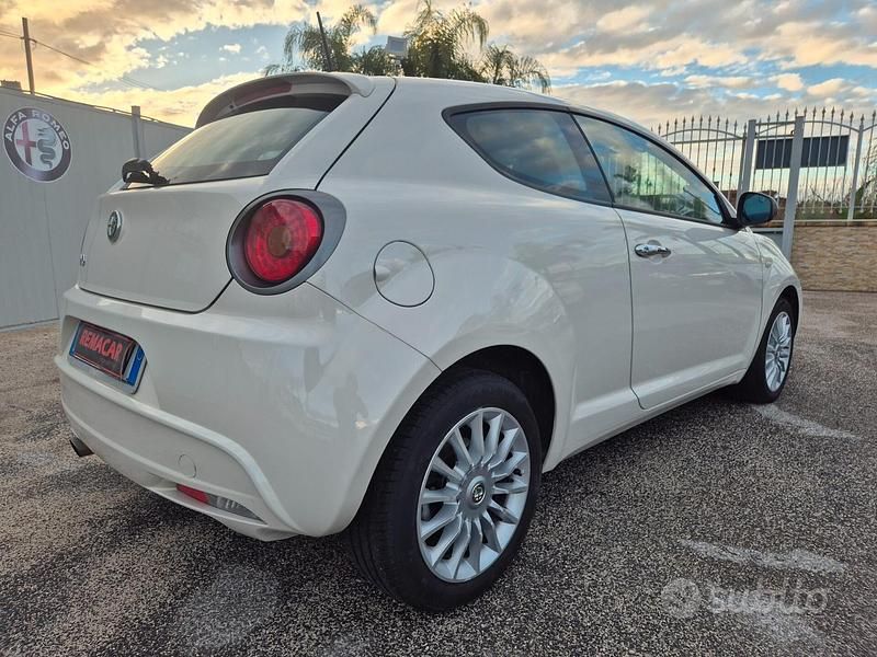 Usata Alfa Romeo MiTo 85 CV (62 kW) 2015 Bianco Utilitaria
