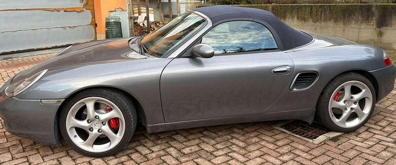 Usata Porsche Boxster 252 CV (185 kW) 2001 Grigio Cabrio