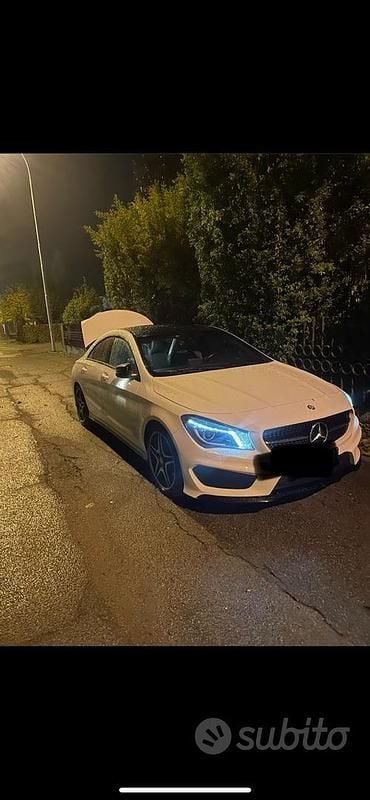 Usata Mercedes CLA200 AMG 136 CV (100 kW) 2015 Bianco Berlina
